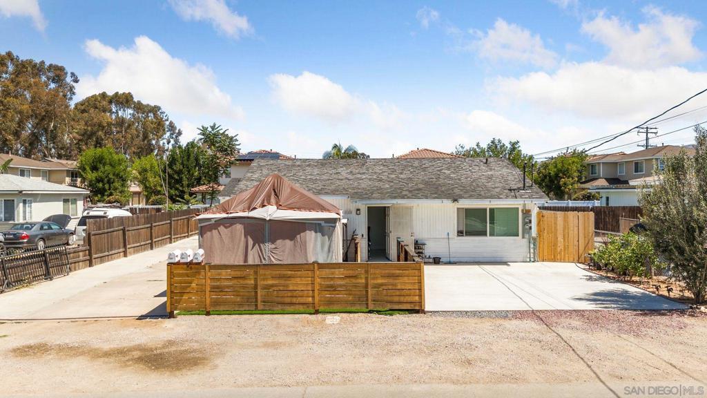 MLS #260018403SD image #0