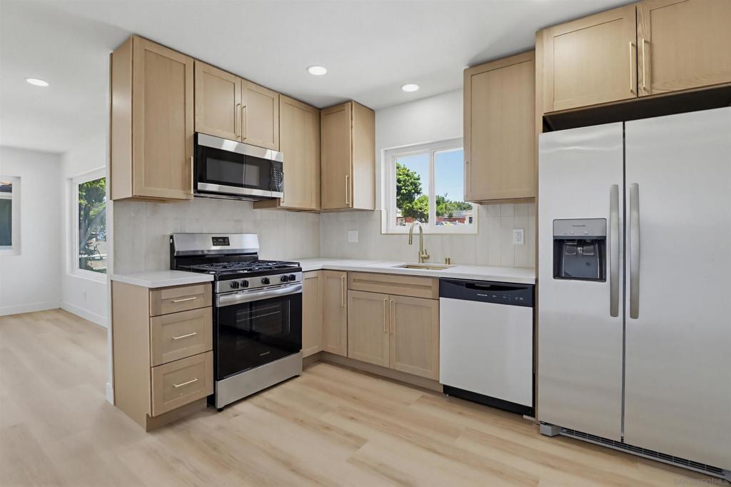 MLS #260018924SD image #0