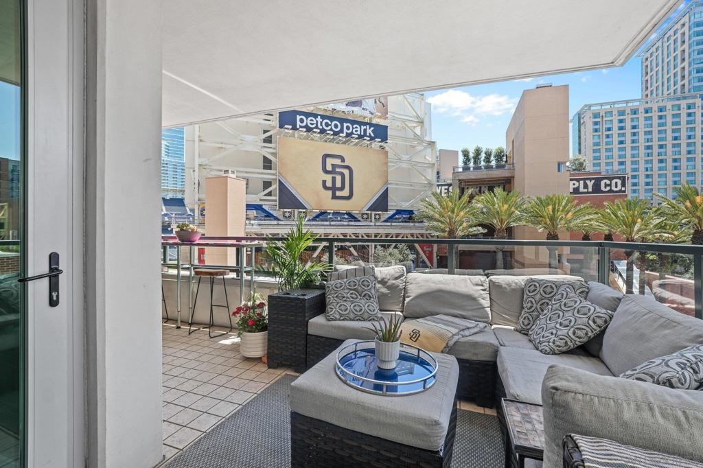 325 7Th #308 San Diego CA 92101 | MLS #260019997SD 45 MLS #260019997SD image #0