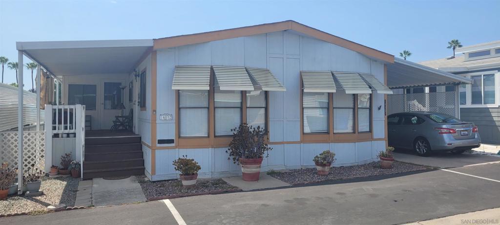 MLS #260020267SD image #0