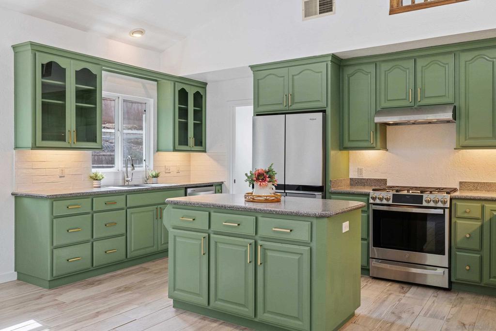 MLS #260020908SD image #0