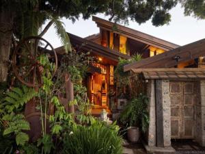 MLS #260020962SD image #0