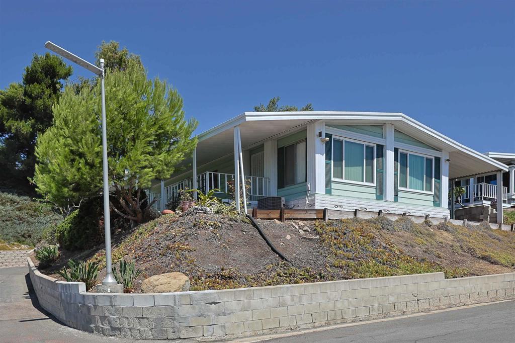 MLS #260021176SD image #0