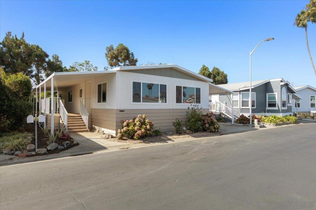 MLS #260021308SD image #0