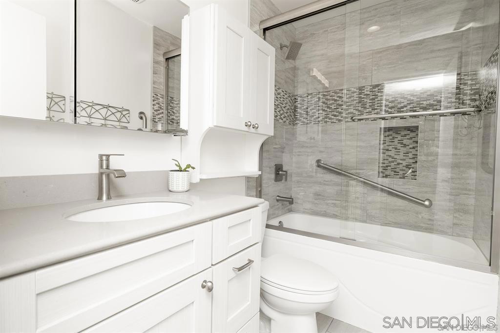 MLS #260022657SD image #0