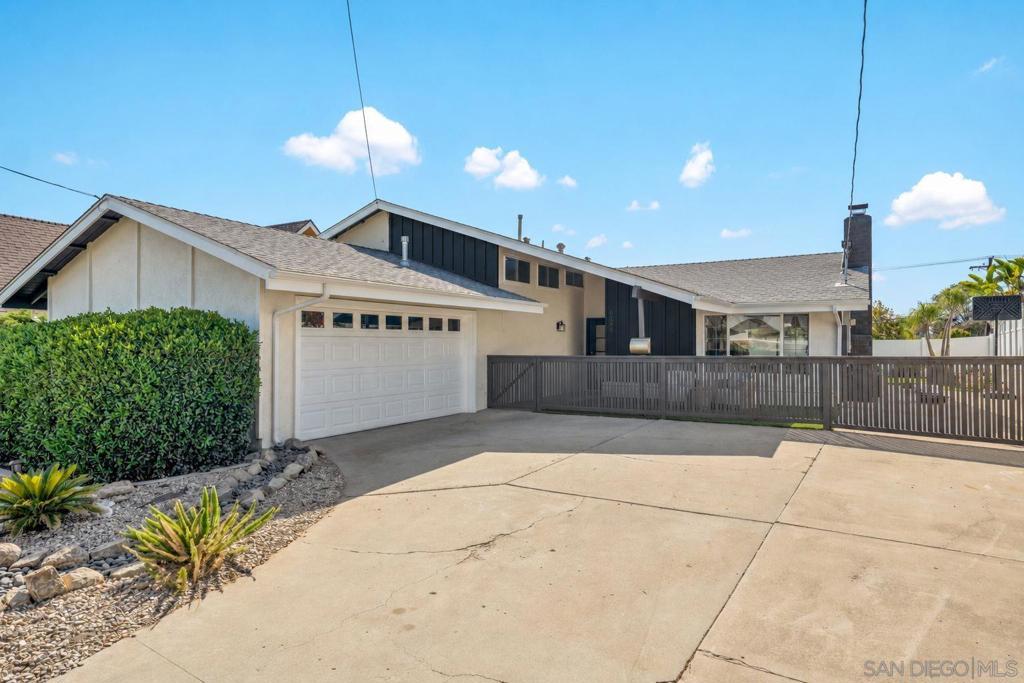 MLS #260022776SD image #0