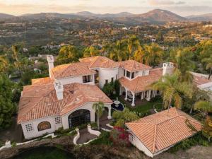 MLS #260022870SD image #0