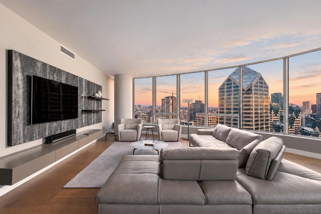 888 W E Street #3304 San Diego CA 92101 | MLS #260023419SD 45 MLS #260023419SD image #0