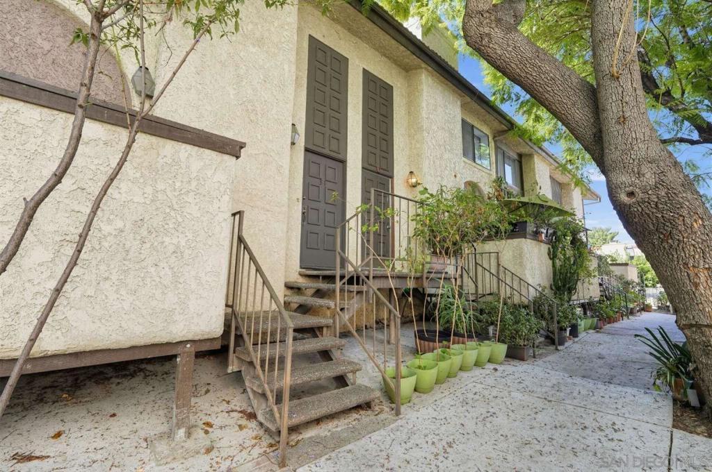 8750 Kester AVE #31 Panorama City CA 91402 | MLS #260023708SD 45 MLS #260023708SD image #0