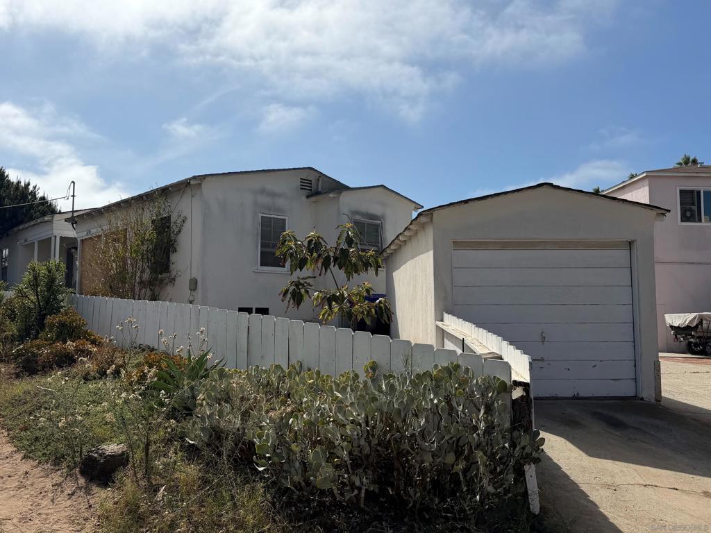 MLS #260023883SD image #0