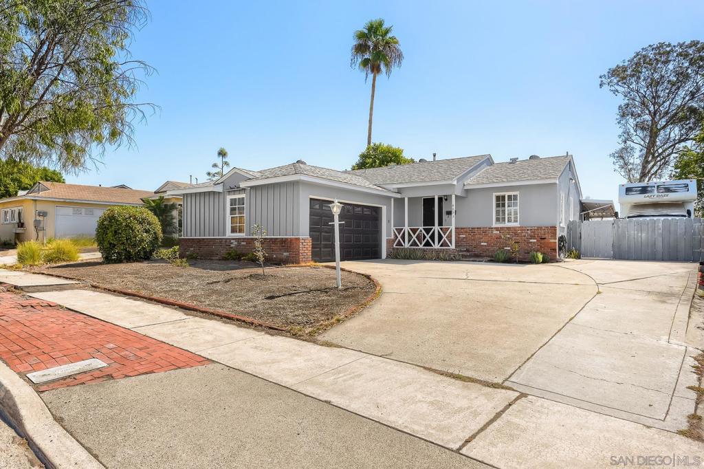 MLS #260023884SD image #0