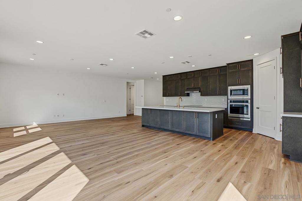 MLS #260024109SD image #0