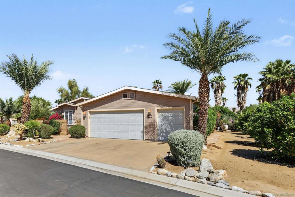 MLS #260024182SD image #0