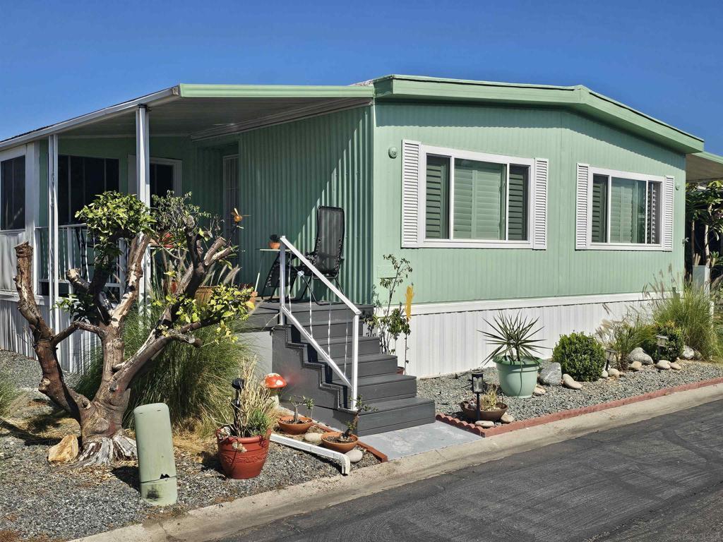 MLS #260024307SD image #0