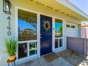 MLS #260024372SD image #0