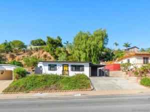 MLS #260025061SD image #0