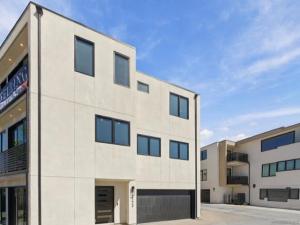 MLS #260025393SD image #0