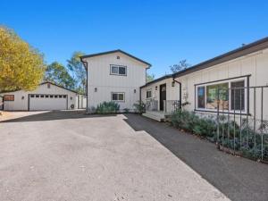 MLS #260025398SD image #0