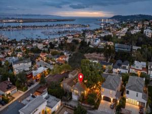 3320 Hill San Diego CA 92106 | MLS #260025665SD 45 MLS #260025665SD image #0