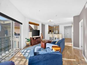 330 J St #605 San Diego CA 92101 | MLS #260025704SD 45 MLS #260025704SD image #0