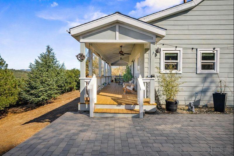 MLS #2600261SD image #0