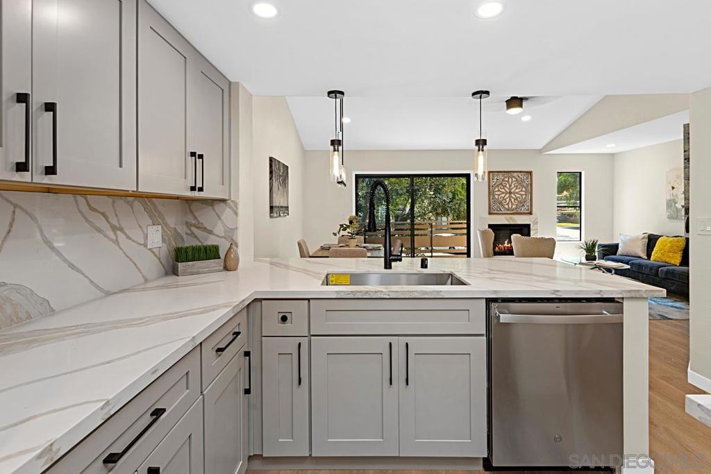 MLS #2600376SD image #0