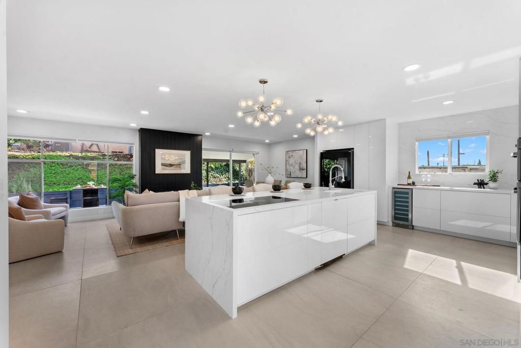 MLS #2600561SD image #0