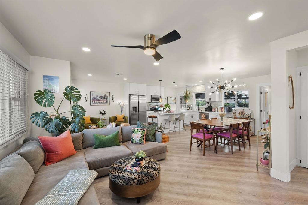 MLS #2600621SD image #0