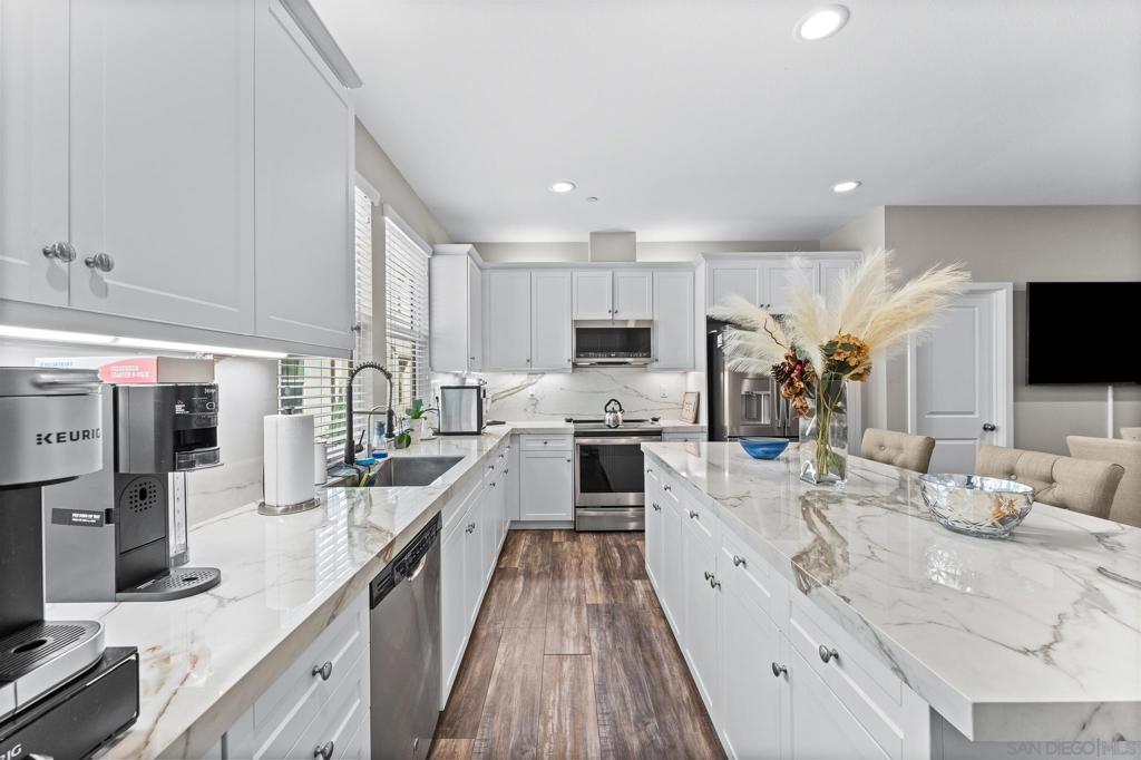 MLS #2600835SD image #0