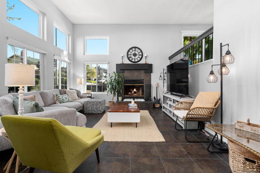 MLS #2601035SD image #0