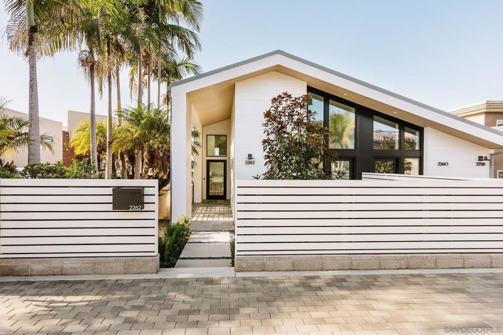 MLS #2601072SD image #0