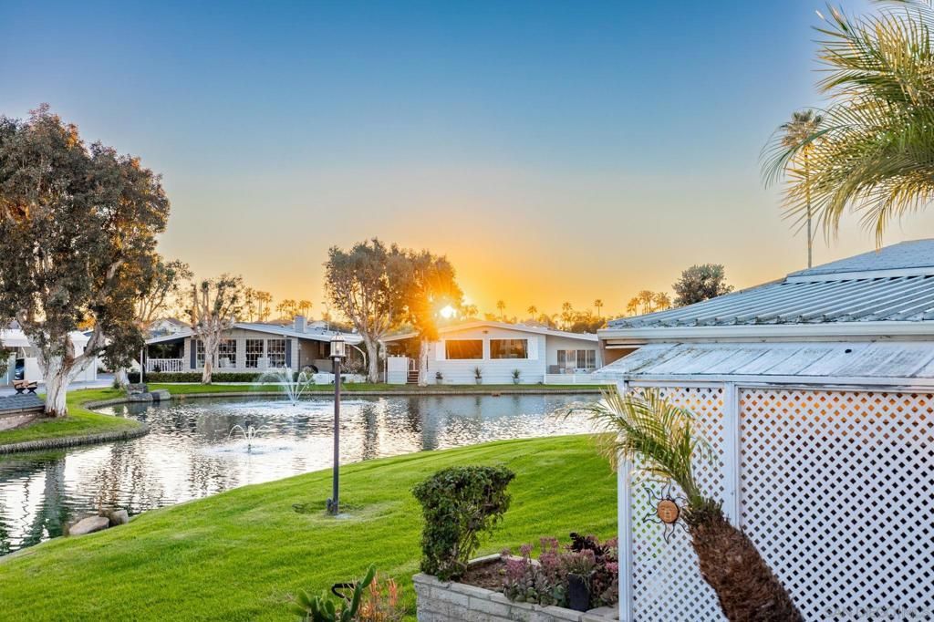 MLS #2601217SD image #0