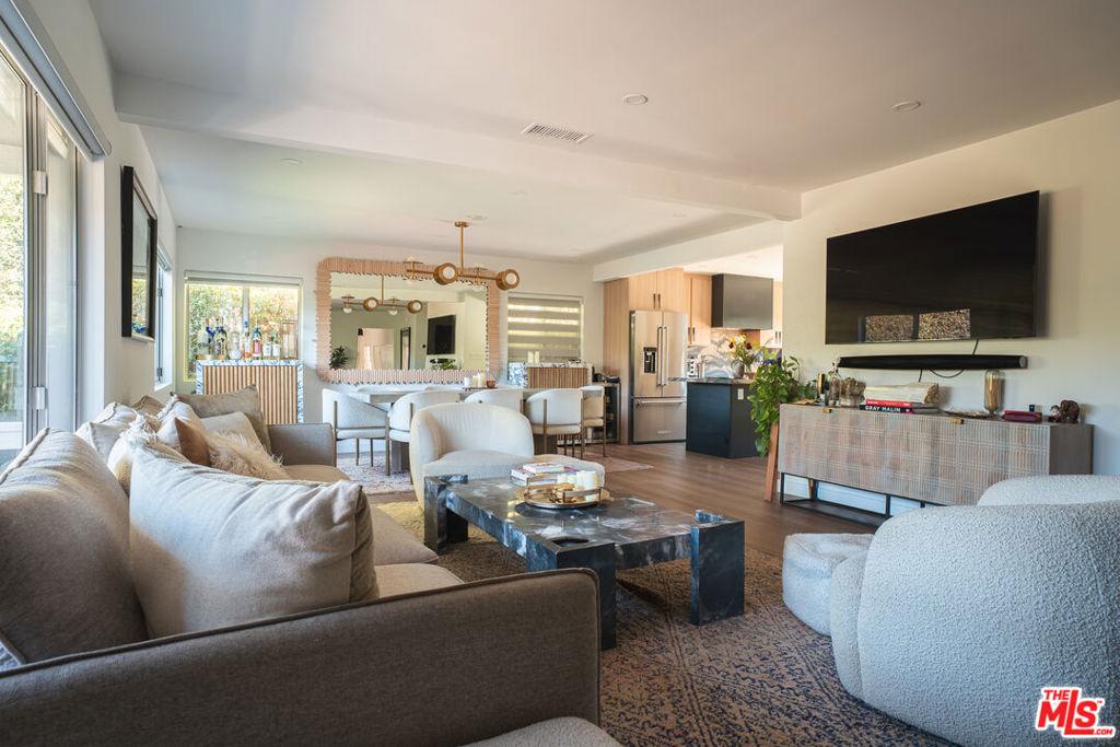 12956 Walsh AV Los Angeles CA 90066 | MLS #26101643 45 MLS #26101643 image #0