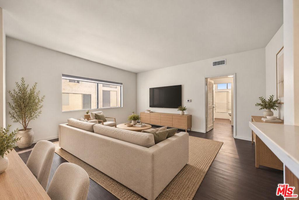 1515 Amherst AV #205 Los Angeles CA 90025 | MLS #26101743 45 MLS #26101743 image #0
