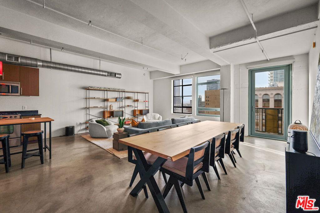 MLS #26632901 image #0