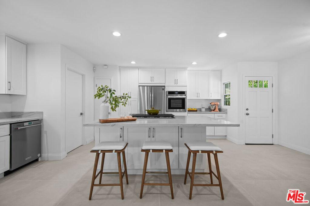 MLS #26633489 image #0