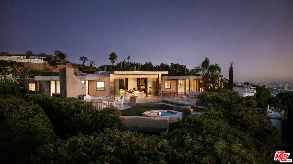 MLS #26633807 image #0