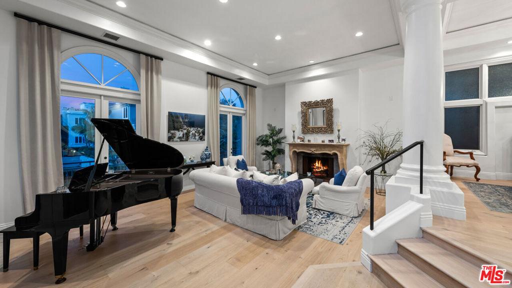 MLS #26634705 image #0