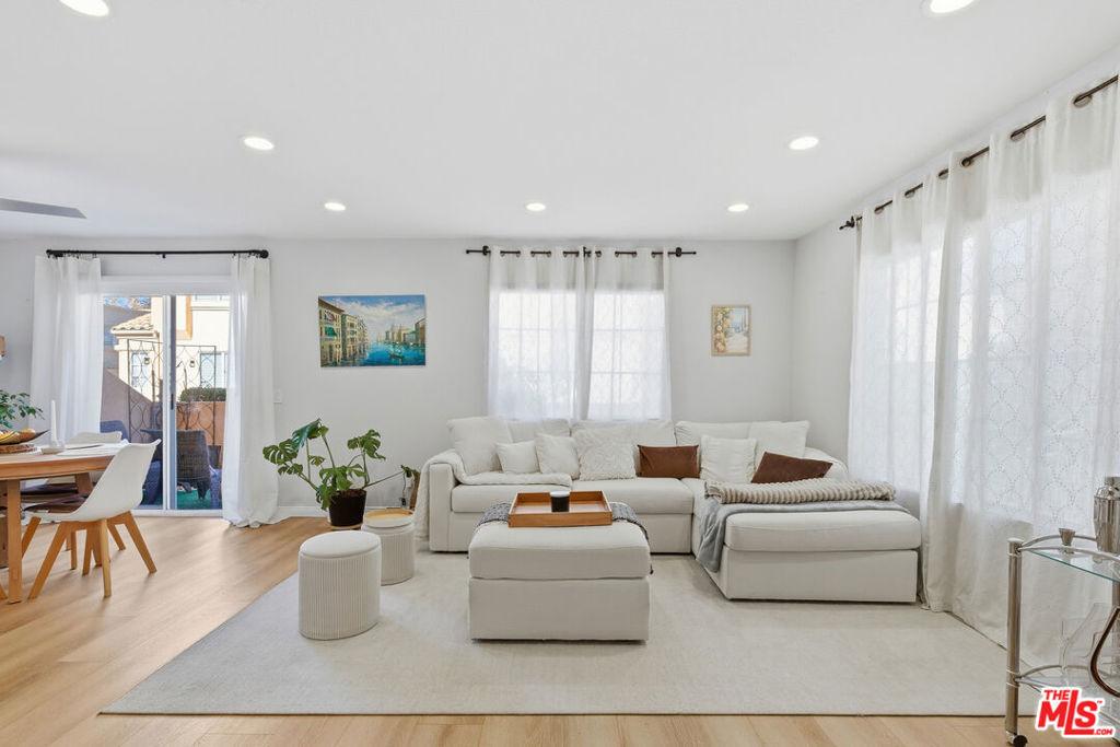 MLS #26635465 image #0