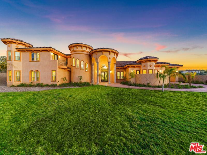 MLS #26635981 image #0