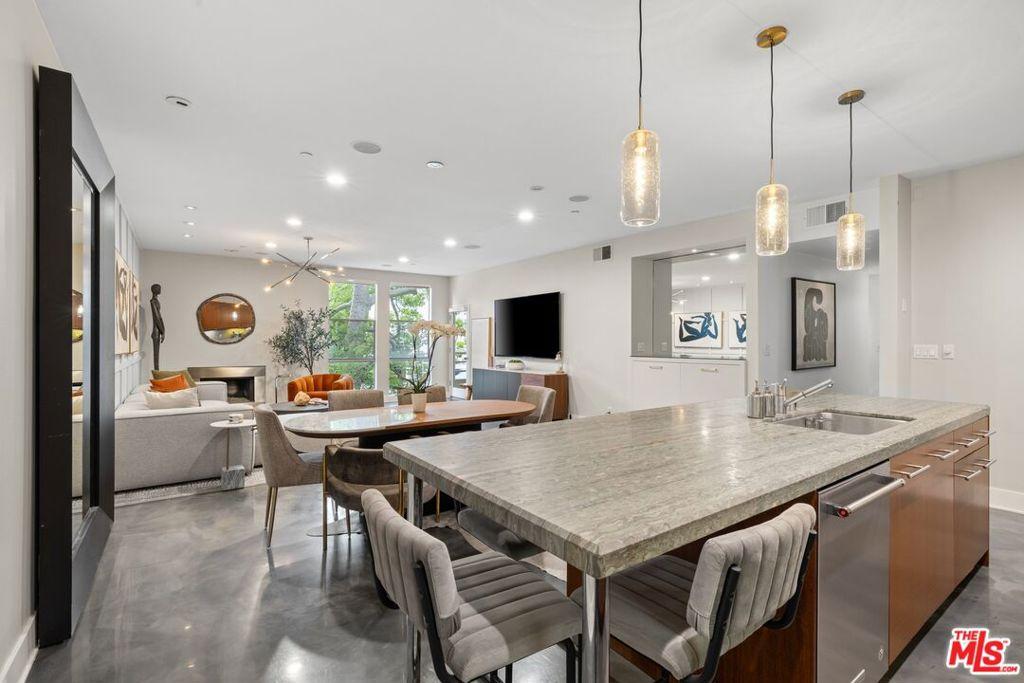 MLS #26636135 image #0