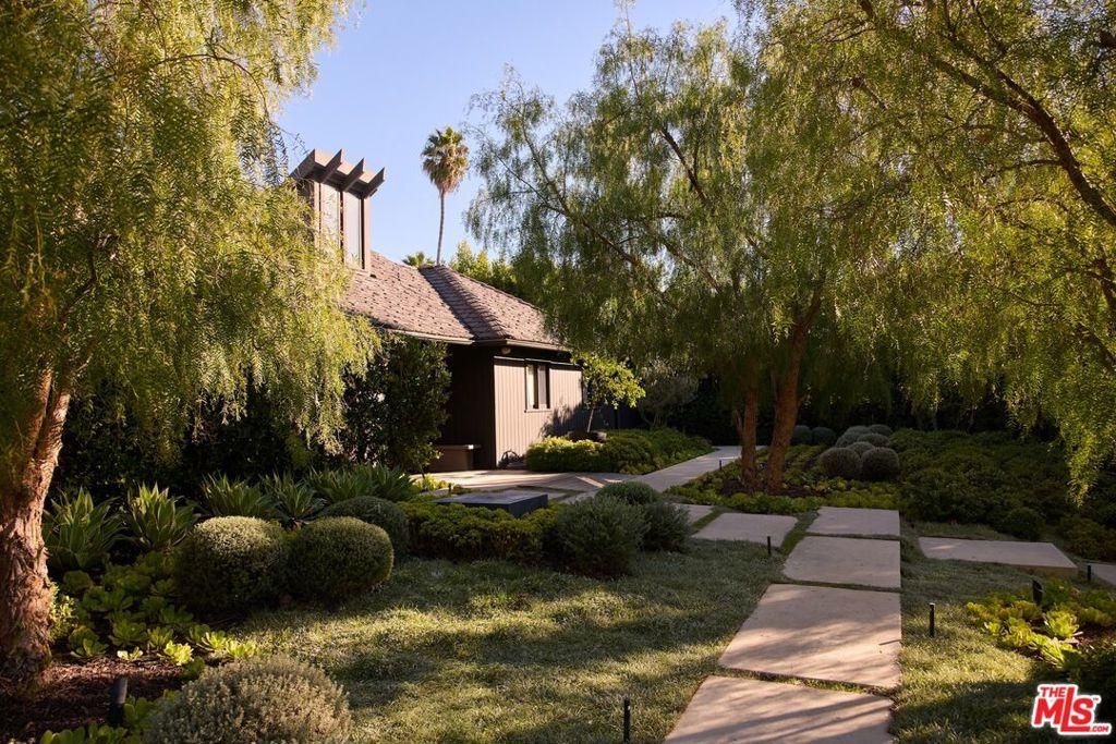 MLS #26636671 image #0