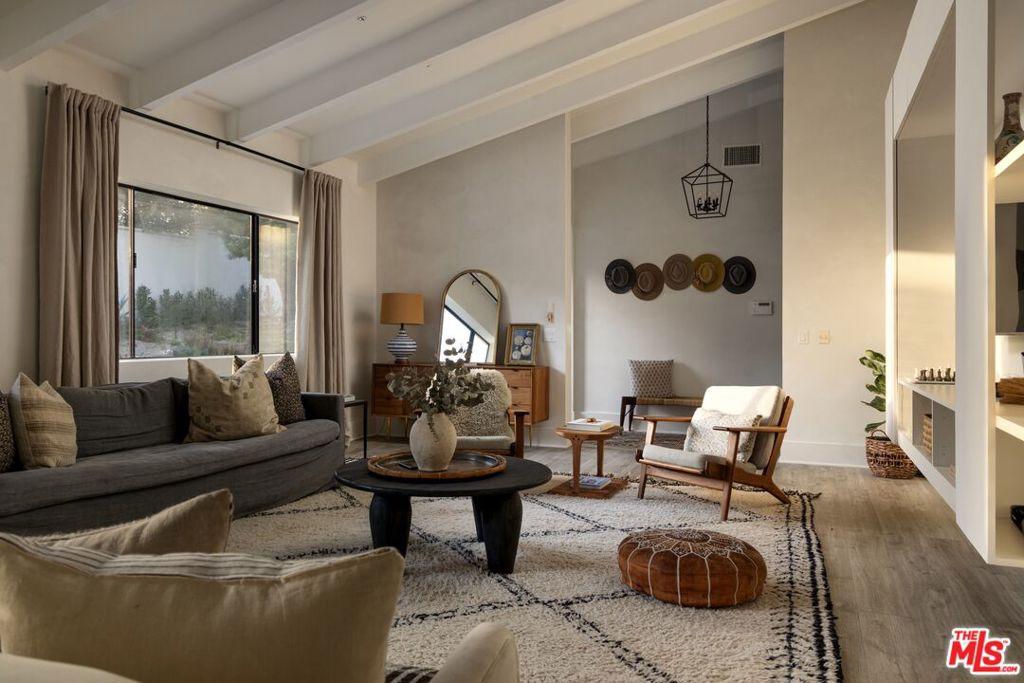 MLS #26637231 image #0