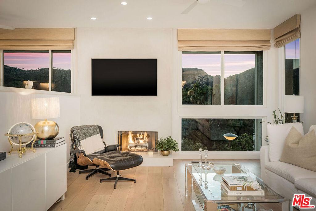 MLS #26637255 image #0