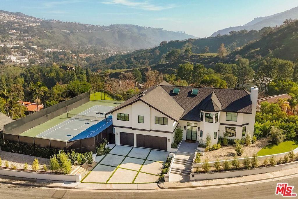 MLS #26637961 image #0