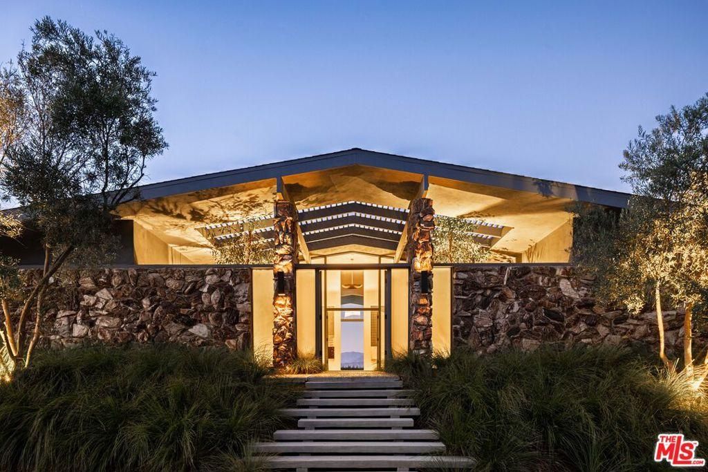 MLS #26639251 image #0