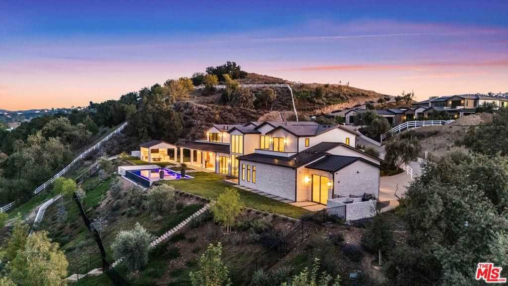 MLS #26643533 image #0