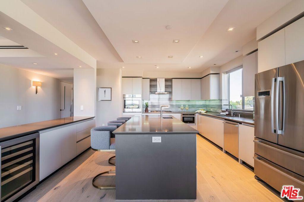 MLS #26643919 image #0