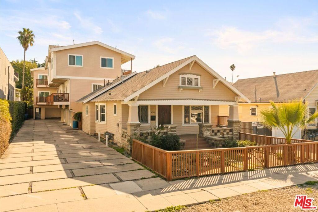 MLS #26644327 image #0