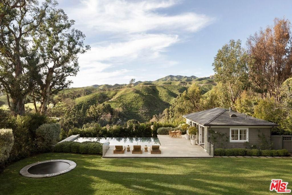 MLS #26644959 image #0